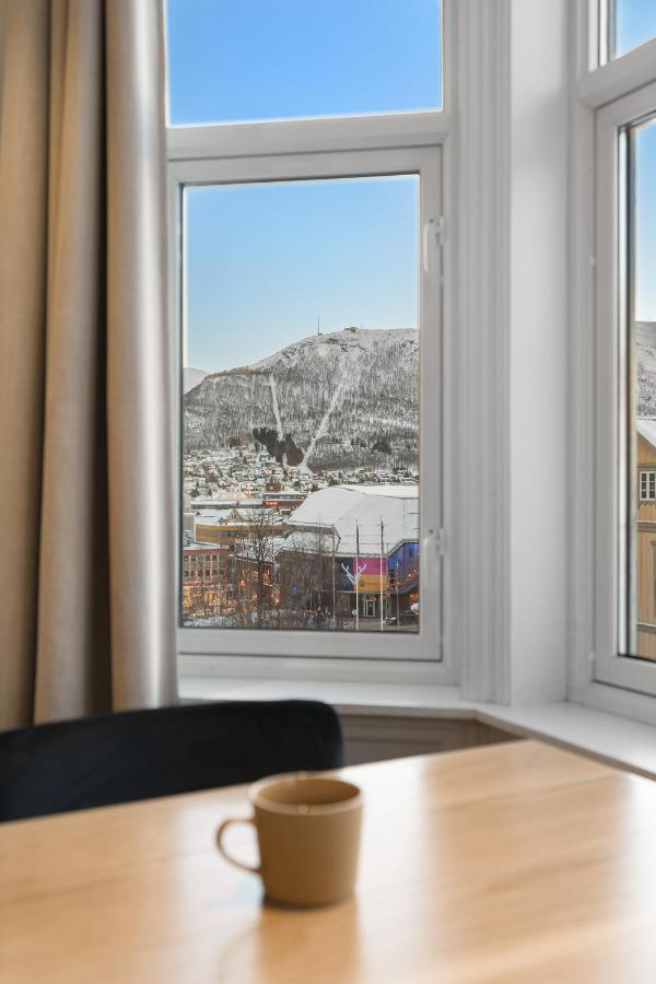 Historical Villa In The City Center Tromsø Zewnętrze zdjęcie